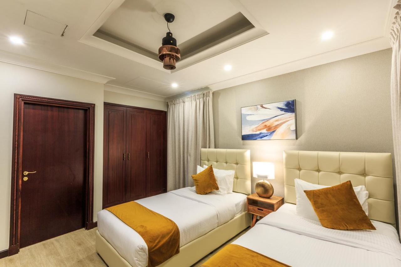 The S Holiday Homes - Stunning 5 Bedrooms Villa At The Palm Jumeirah With Private Beach And Pool Dubaj Exteriér fotografie